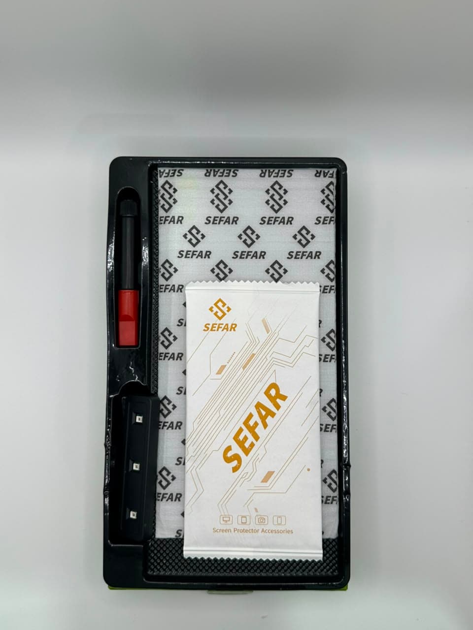 حماية شاشات منحيه زجاج من شركة SEFAR-3